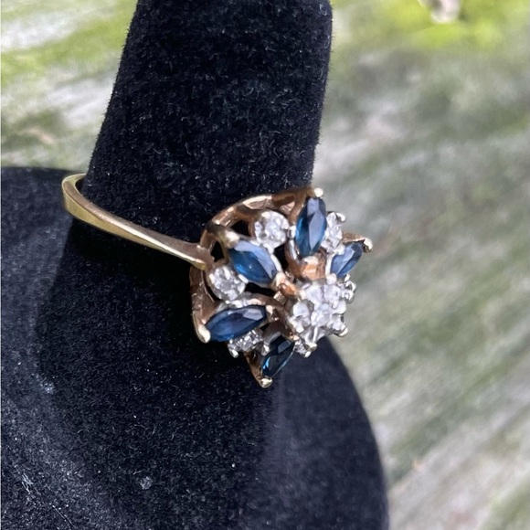 Sapphire/Diamond ring. 14k Beautiful Ceylon Sapphire. Gorgeous ring. size 7 - Picture 6 of 11